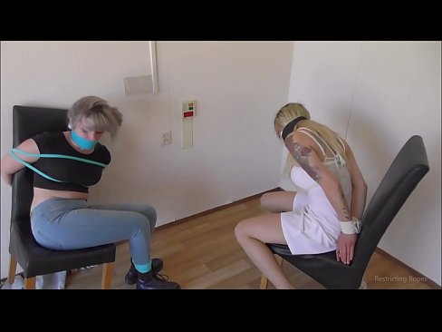 ❤️ Dépendante / attachée et bâillonnée / demoiselle en détresse ❌ Fuck vidéo at us ️❤