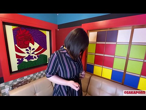 ❤️ Une jolie Japonaise aux gros seins se masturbe avec des jouets sexuels et a un orgasme. Elle parle dans une interview de son expérience de la baise. Gros seins et chatte poilue gémissant bruyamment. Osakaporn ❌ Fuck vidéo at us ️❤
